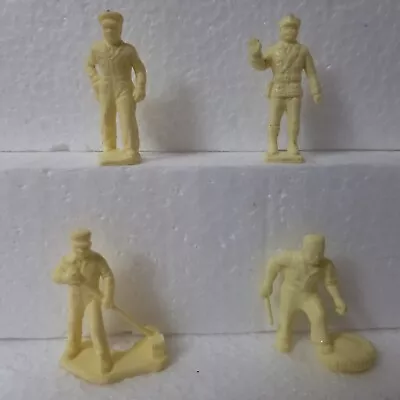 Vintage MARX 1950s 40mm Gas Station Attendants Plastic Figures  • $5