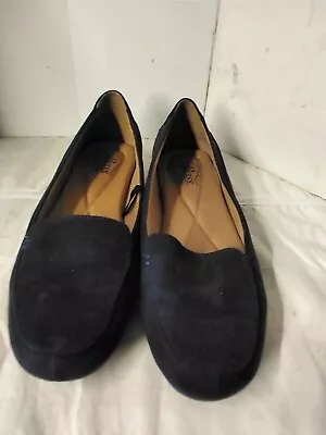 G.H. Bass & Co. Women's Navy Suede Flat Shoes Loafers Slip On Size 8.5 • $26.99