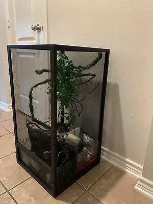 $300 • Buy Zoo Med ReptiBreeze Open Air Screen Cage, 16x16x30  - Black FULL SET UP!!