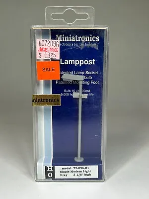 Miniatronics 72-096-01 HO 1/87 Scale Modern Light - 3-1/8  Tall • $19.99