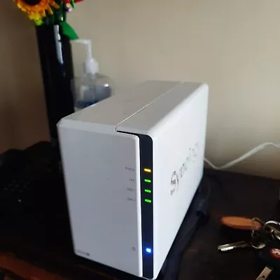 £350 • Buy Synology Ds220j 8tb 2 Bay Desktop NAS Solution With 2x4tb Seagate Ironwolf Drive