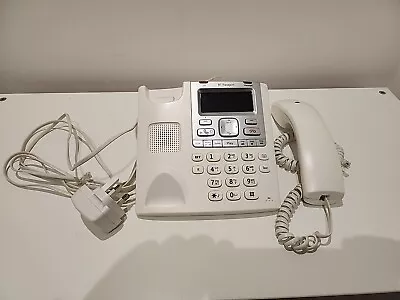 BT Paragon 550 Corded Home Telephone With Answering Machine In White • £23.50