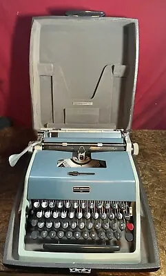 Vintage 1967 Olivetti Underwood 21 Portable Typewriter Made In Barcelona Spain • $90