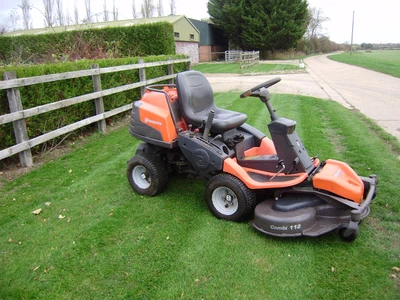 £2950 • Buy Husqvarna Rider PR 17 AWD Ride On Mulching Mower
