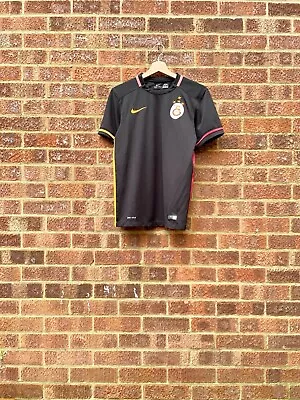 Galatasaray 2015/2016 Away Football Shirt - Small • £34.99