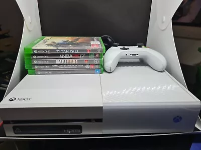 Xbox One 500GB White Console - Special Edition Quantum Break Edition Bundle VGC  • $225