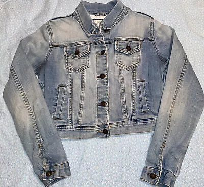 I Love H81 Jean Denim Jacket Metal Buttons Sz S • $6.99