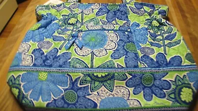 Vera Bradley Laura 100 % Cotton Retired Pattern Doodle Daisy   • $37.98