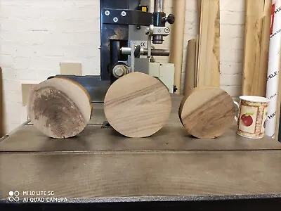 ENGLISH WALNUT / HARDWOOD TIMBER / Woodturning Bowl Blanks • £32.50