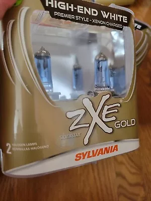 Sylvania Silverstar ZXE Gold 9006 --High-End White Xenon Charged2 HALOGEN LAMPS • $28.88