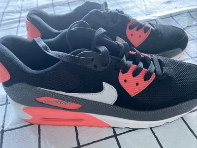 $65 • Buy Nike Air Max Us 10 