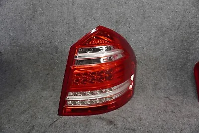 2010-2012 Mercedes X164 Gl350 Gl450 Rear Right Taillight Tail Light Lamp Oem • $142.50