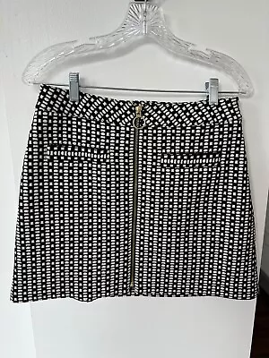 EXPRESS High Waist Mini Skirt 8 Full Front Zipper Geometric Black Ivory Pattern • $0.99