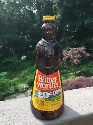 Vintage 24 Oz. Brown Glass Mrs. Butterworth's Syrup Bottle With Metal Cover • $10