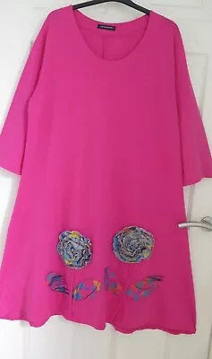 WOMEN'S MADE IN ITALY  PINK APPLIQUE FLOWERS LAGENLOOK DRESS Approx Size 16 18 • £13.50