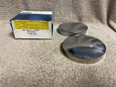 NOS FORD D8TZ-1131-A 1973-79 F100-F350 4x4 FRONT AXLE GREASE CAPS DANA 2 PIECES • $94.42