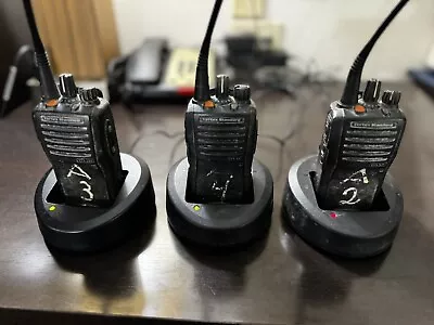 Vertex Standard (Motorola) EVX-531-G7-5 / EVX-531 / Two-Way Radio / 450-512 MHz • $240