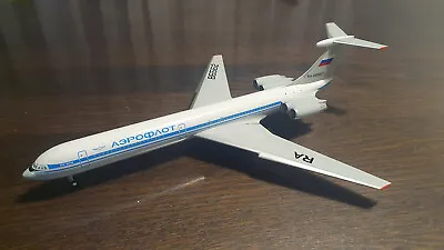 Ilyushin IL-62 Aeroflot Russia (RA-86562) Collectable Scale Model 1/200 • $149.99