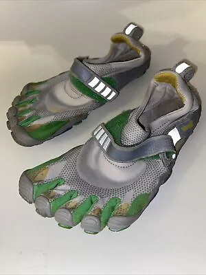 Vibram Five Finger Shoes Womens Gray Green • $17.10