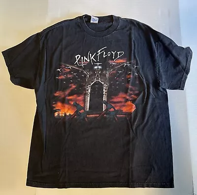 Pink Floyd The Wall Vintage T-shirt Size X-Large Black • $20.50