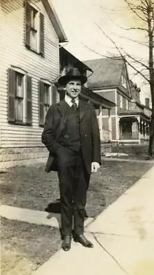 PP156 Vtg Photo HANDSOME MAN IN SUIT AND HAT C Early 1900's • $6.50