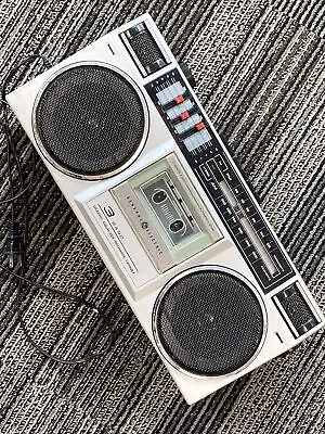 VINTAGE GENERAL ELECTRIC GE 3-5455A AM/FM CASSETTE PLAYER Ghettoblaster BOOMBOX • $65