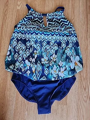 NWT Maxine Of Hollywood Abstract One Piece Swimsuit Bathing Suit Size 14 • $29.99