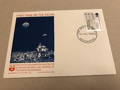 GB Souvenir Cover 1969 Southampton Celebrates First Man On The Moon • £1.99