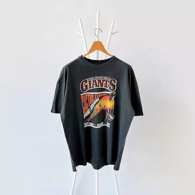 90s San Francisco Giants MLB T-shirt Size S-5XL • $22.99