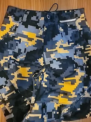 Macgear Pants Mens Sz 32 Yellow Gray Digital Camo Cargo Baggy Rave Skater Y2K • $250