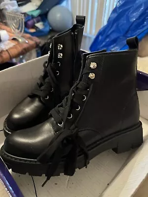 New Women's Madden Girl Combat Boots Ankle High Lace Up Bootie Size 6.5 • $35