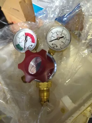 Butbro Acetylene Regulator 1.5 Bar • £25