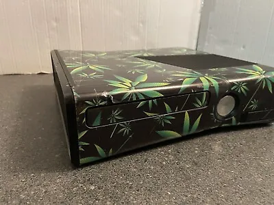 $45 • Buy Microsoft Xbox 360 S With Cannabis Leaf Skin Console Tested Read