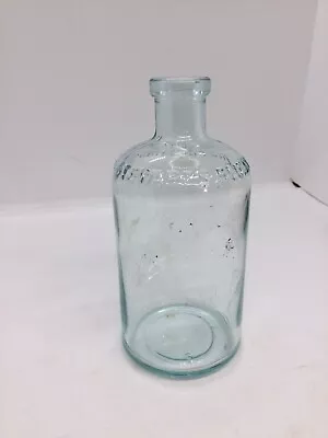 Vintage Early 1900's Mrs. Stewarts Bluing Aqua/Green Tint 8oz Glass Bottle 5 1/2 • $8