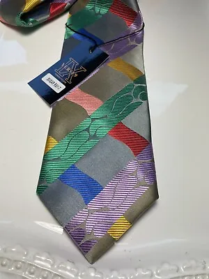 Nwt Verse 9 Multi Color Geometric Style Print Silk Designs Neck Tie & Hanky • $24.99