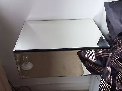 £39.99 • Buy 2 Mirrored Bevelled Floating Drawer Bedside Tables Damaged COLLECT Aberystwyth