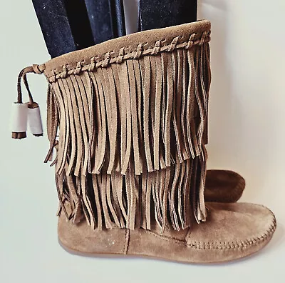 Minnetonka Moccasins Aila Angled Fringe Boots Dusty Brown Suede 8.5 NEW • $38.99