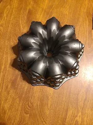 Martha Stewart Cathedral Bundt Cake Pan By Nordic Ware 10 Cup Cast Aluminum • $50