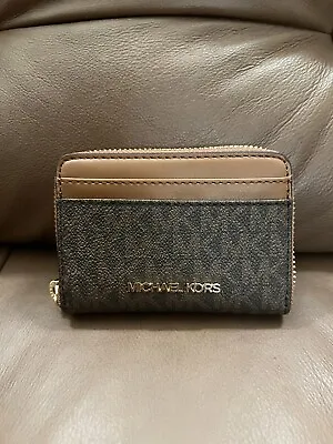 NWT Michael Kors Wallet With Michael Kors Print Jet Set Travel Wallet • $95