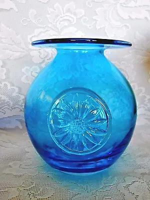 Collectible DARTINGTON CRYSTAL Turquoise Blue Hand Made Blown Glass Vase • £96.37