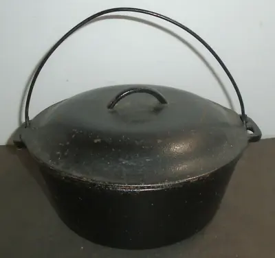 VINTAGE 1930's LODGE 5 QT CAST IRON DUTCH OVEN WITH SELF BASTING KOREA 10.5  • $34.99