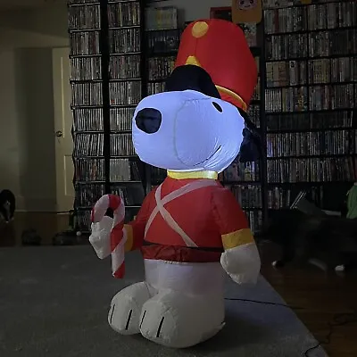 Gemmy Snoopy - Toy Soldier Nutcracker Airblown Indoor/Outdoor Inflatable 3.5 FT • $45