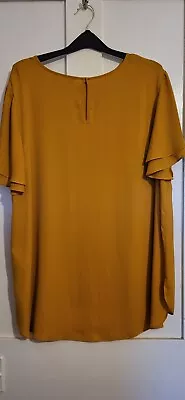 New Look Mustard Top Size 18 • £0.99