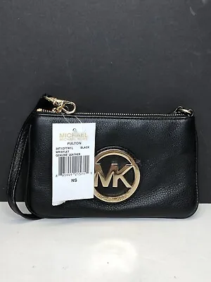 NWT MICHAEL KORS FULTON Large Zip Clutch Wristlet In BLACK Pebbled Leather Gold • $49.99