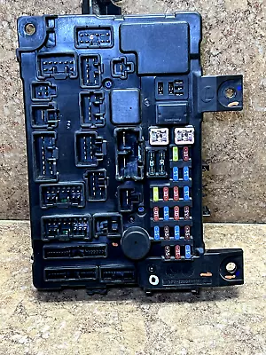 🚘 14-16 Mitsubishi Outlander ETACS Fuse Block Box Body Control Module 8637A887 • $222.29