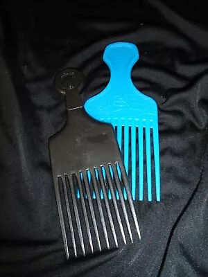 TWO Plastic Vintage 1980's Women's GOODY Hair Picks AFRO Combs Lifts Coramite • $18.88