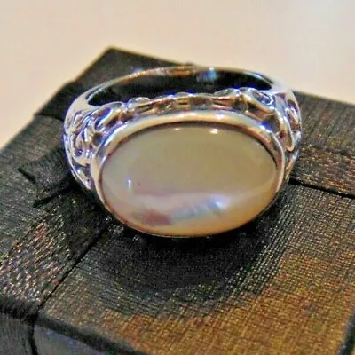 *moon Stone Silvertone Ring Size 7 • $39