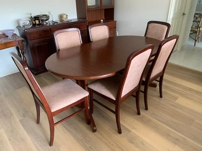 $400 • Buy Extendable Dining Table & 6 Dining Chairs