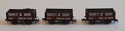 Peco N Gauge - Rake Of 3 - 7 Plank Coal Wagons With Loads 'ward & Son' Tunbridge • £32