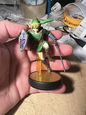 Nintendo Amiibo Figure - Super Smash Bros - Link No.5 - (Loose) • $49